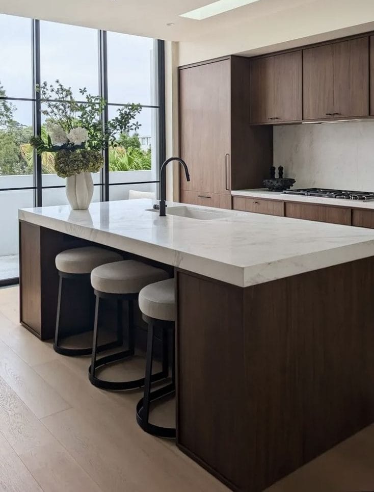 Tủ bếp có đảo bếp