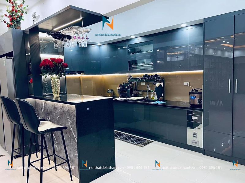 Tủ bếp có quầy bar đẹp