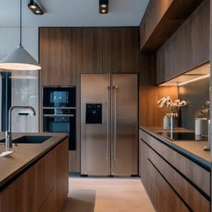 Tủ bếp kịch trần